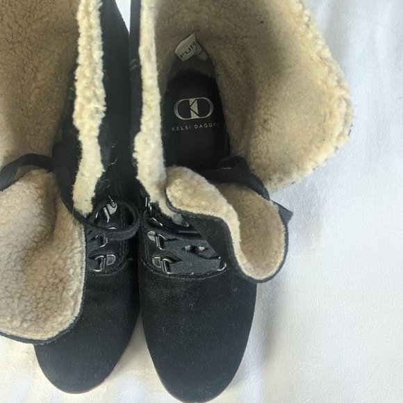 KELSI DAGGER Faux Shearling Lace-up Ankle Wedge Boots 6.5 - Picture 5 of 9